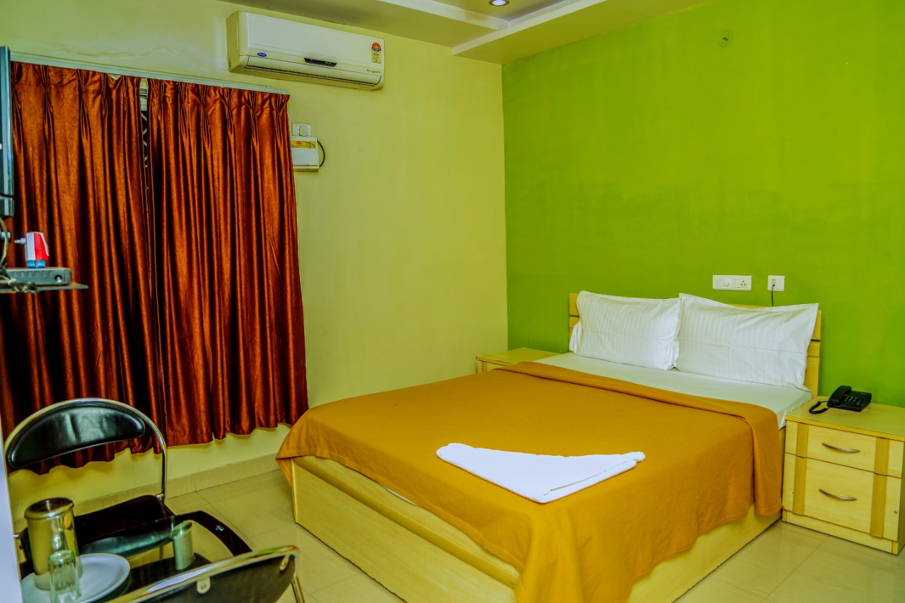 Hotel Jagadeswari Rajahmundry