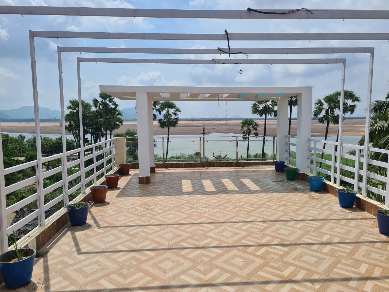Celebrity Choice Hotel 
Pattiseema Resorts